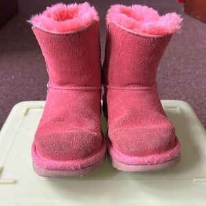 Pink toddler uggs size 10